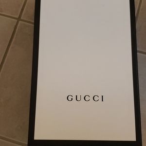 Gucci box